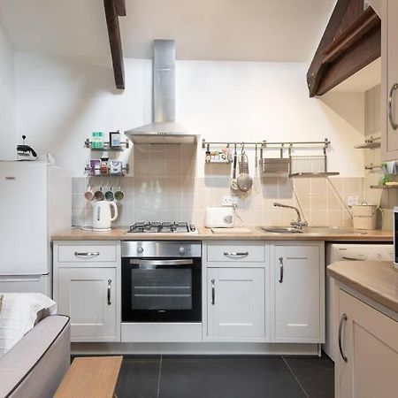 Traditional Stone Cottage With Sea Views In Snowdonia National Park Brynkir Bagian luar foto