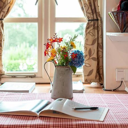 Traditional Stone Cottage With Sea Views In Snowdonia National Park Brynkir Bagian luar foto
